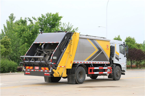 东风专底D3L后装压缩垃圾车