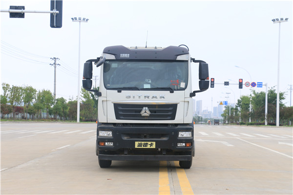 重汽汕德卡后八轮20方压缩垃圾车
